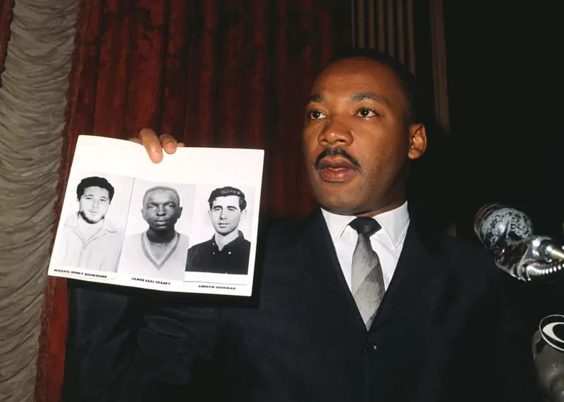 Photo de Martin Luther King lors d'une conférence de presse le 4 décembre 1964